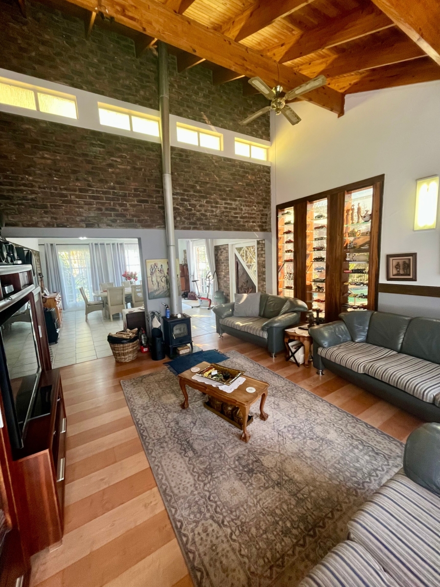 4 Bedroom Property for Sale in Wilkoppies North West